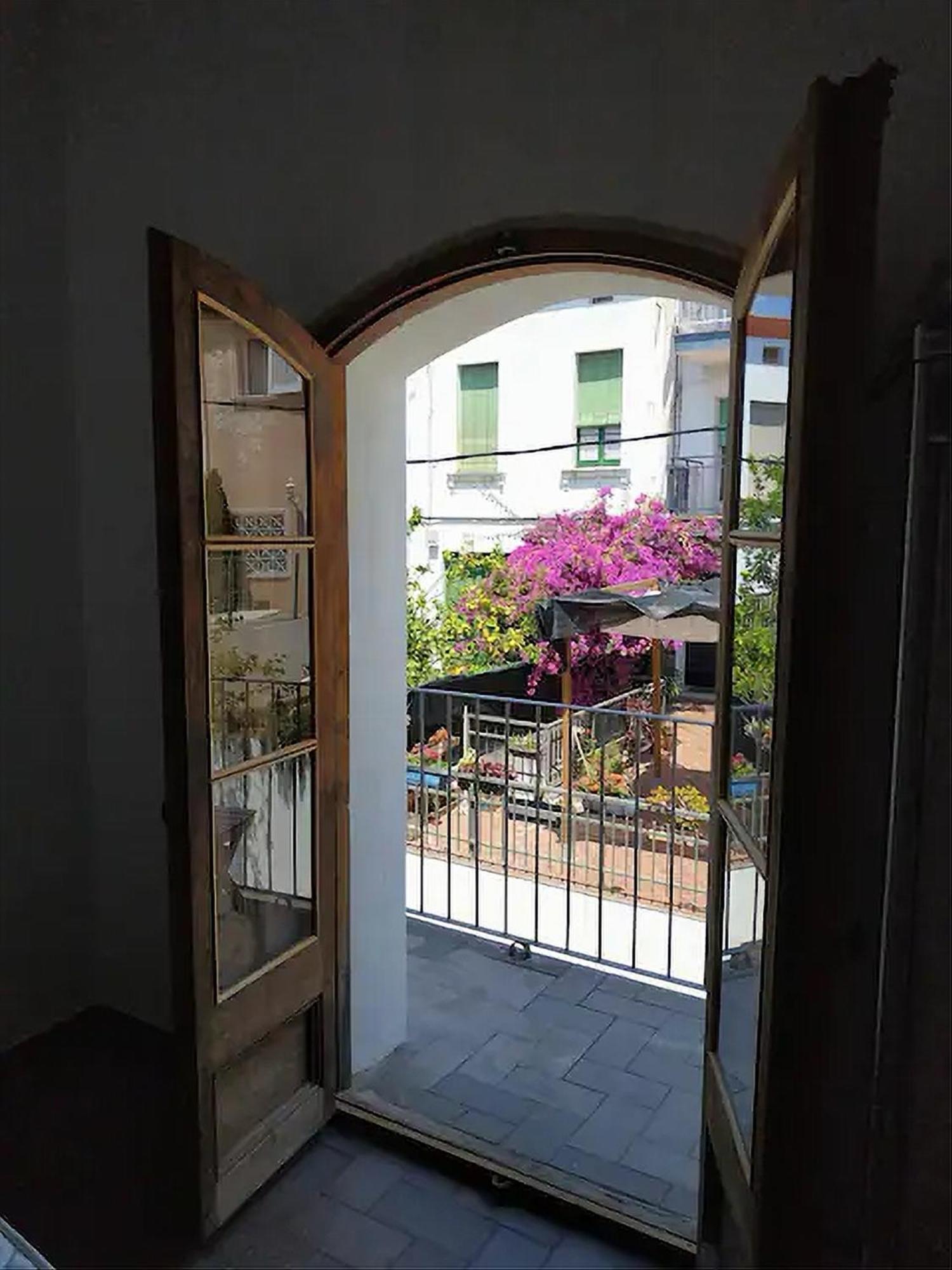 Apartamento De Diseno Cerca De Tren, Playa Y Bcn El El Masnou Dış mekan fotoğraf